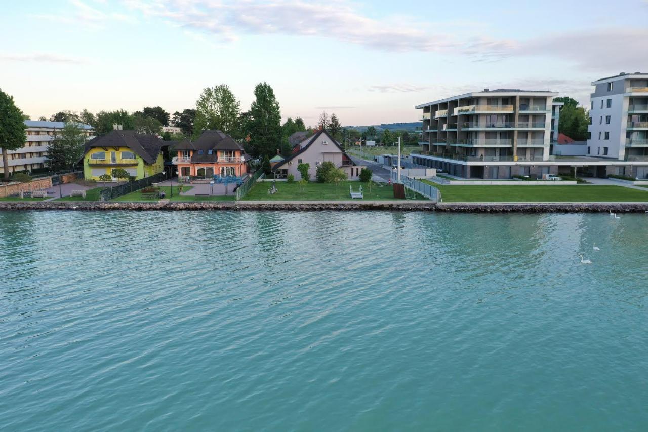 Hullam Apartman Balatonlelle Eksteriør bilde