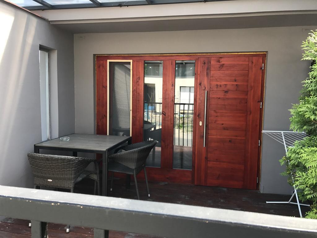 Hullam Apartman Balatonlelle Eksteriør bilde