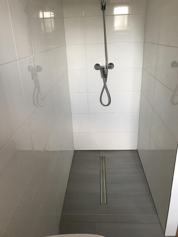 Hullam Apartman Balatonlelle Eksteriør bilde