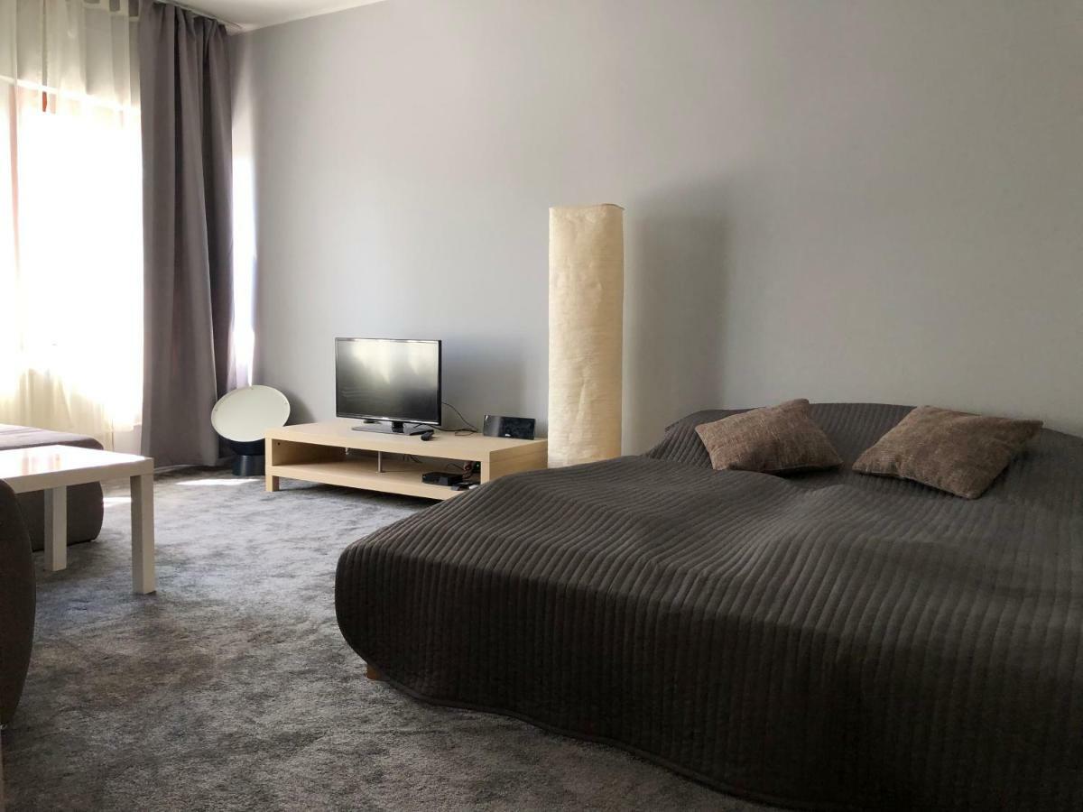 Hullam Apartman Balatonlelle Eksteriør bilde